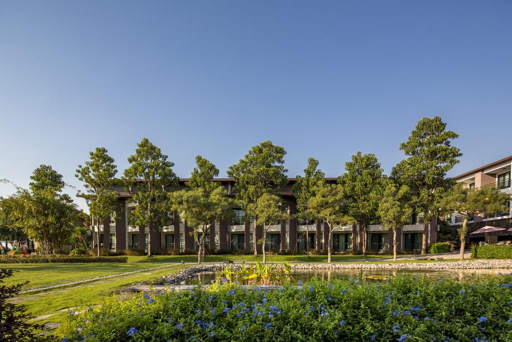 i Tara Resort&Spa Haad Chao Samran Exterior foto
