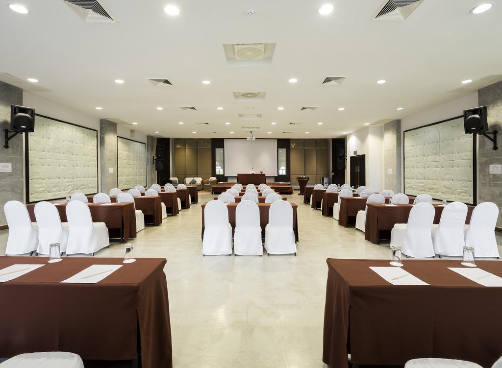 i Tara Resort&Spa Haad Chao Samran Exterior foto
