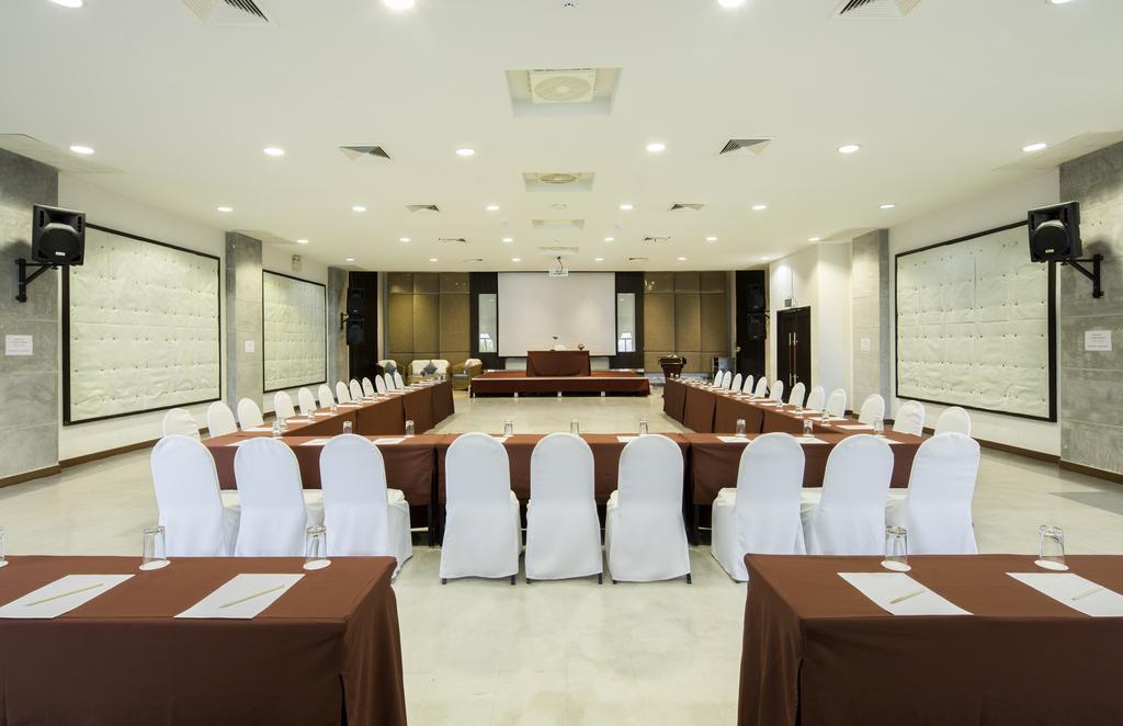 i Tara Resort&Spa Haad Chao Samran Exterior foto