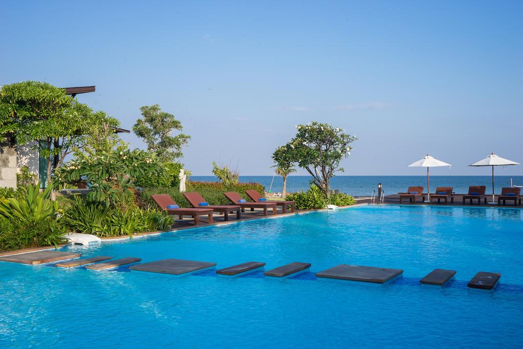 i Tara Resort&Spa Haad Chao Samran Exterior foto