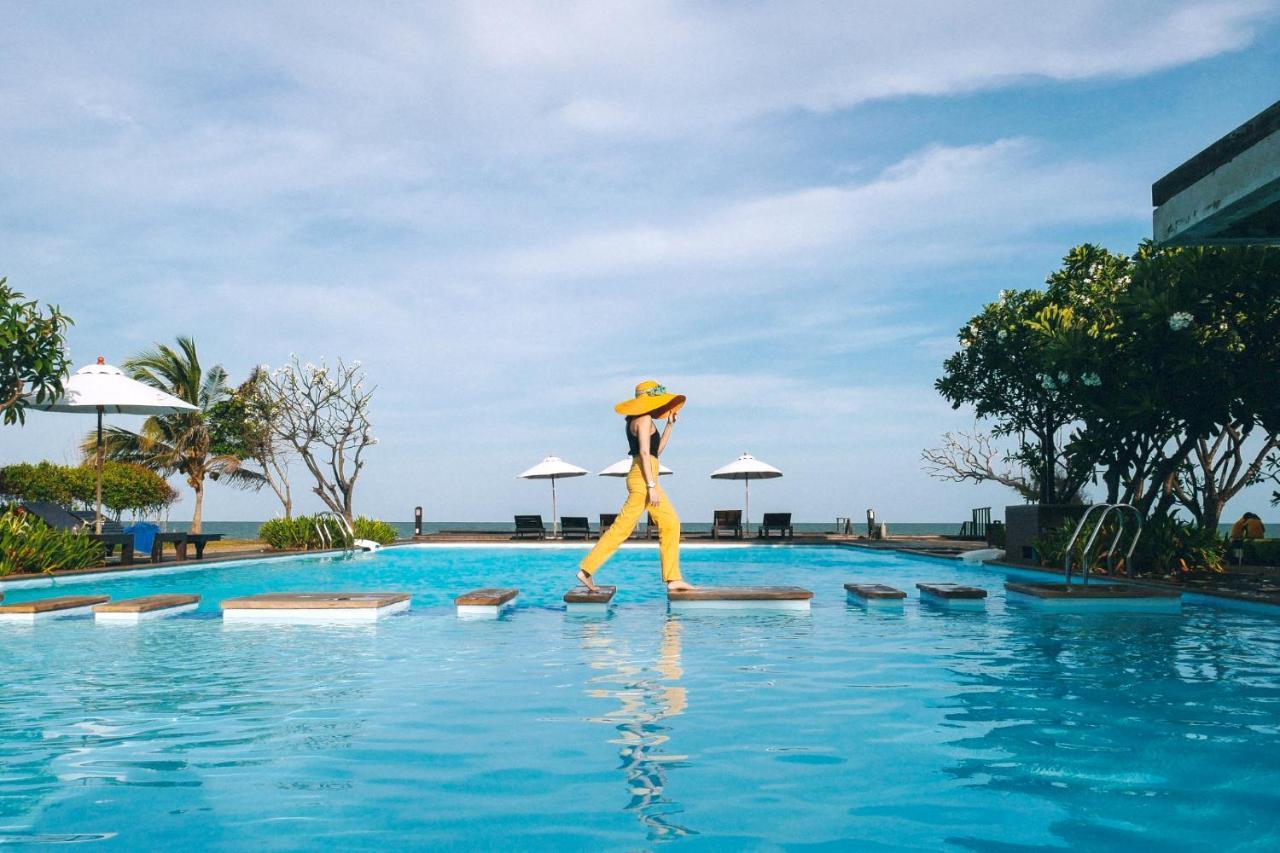 i Tara Resort&Spa Haad Chao Samran Exterior foto